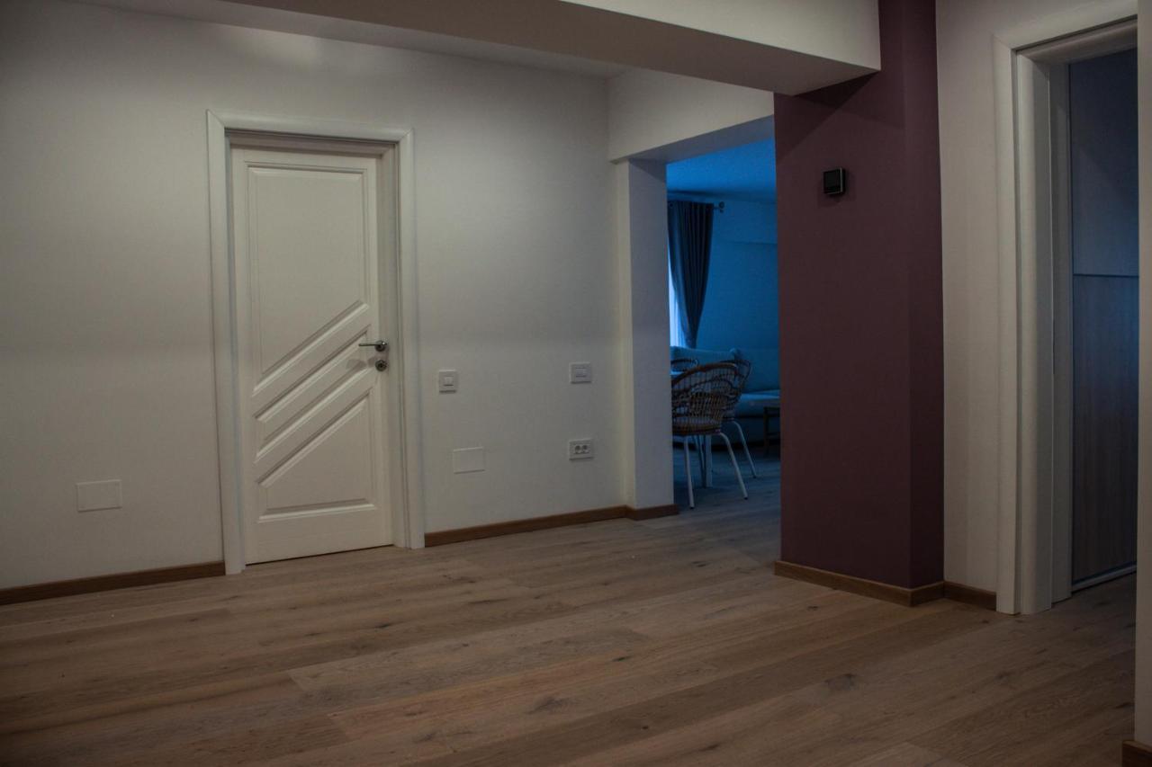Eurocomfort Apartments Piatra Neamţ Exterior foto