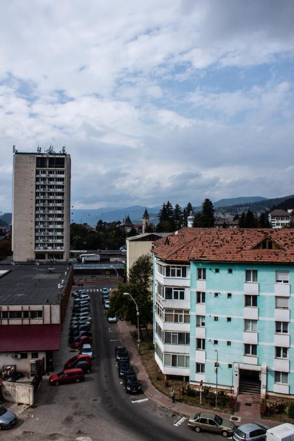 Eurocomfort Apartments Piatra Neamţ Exterior foto